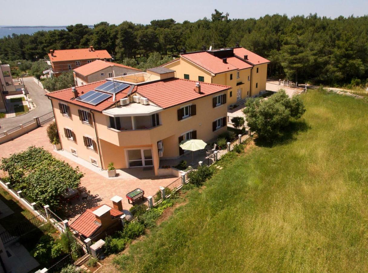 Villa Pineta Fažana Zewnętrze zdjęcie